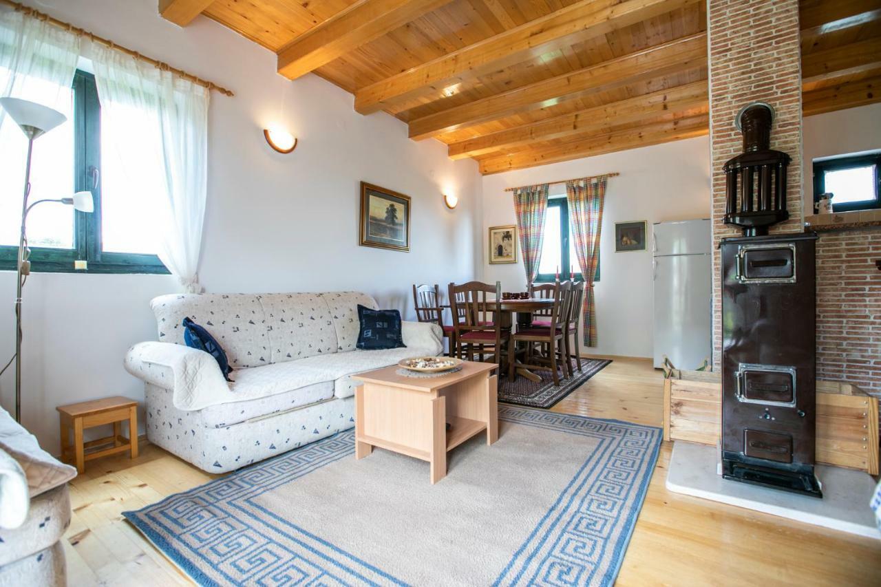 Guest House Holiday 자블야크 외부 사진